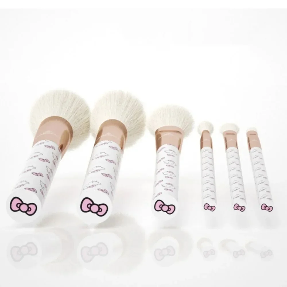 HELLO KITTY Complete Makeup Brush Set- Pink & White